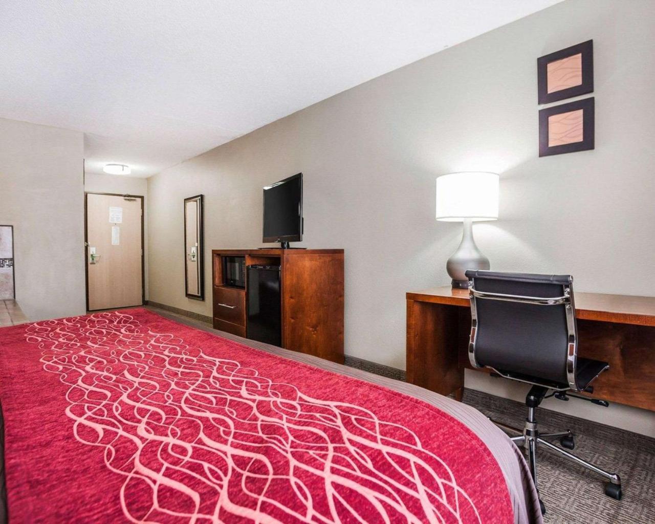 Comfort Inn & Suites Moberly Экстерьер фото